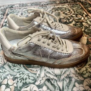 Dolce Vita Notice Metallic Silver Sneakers